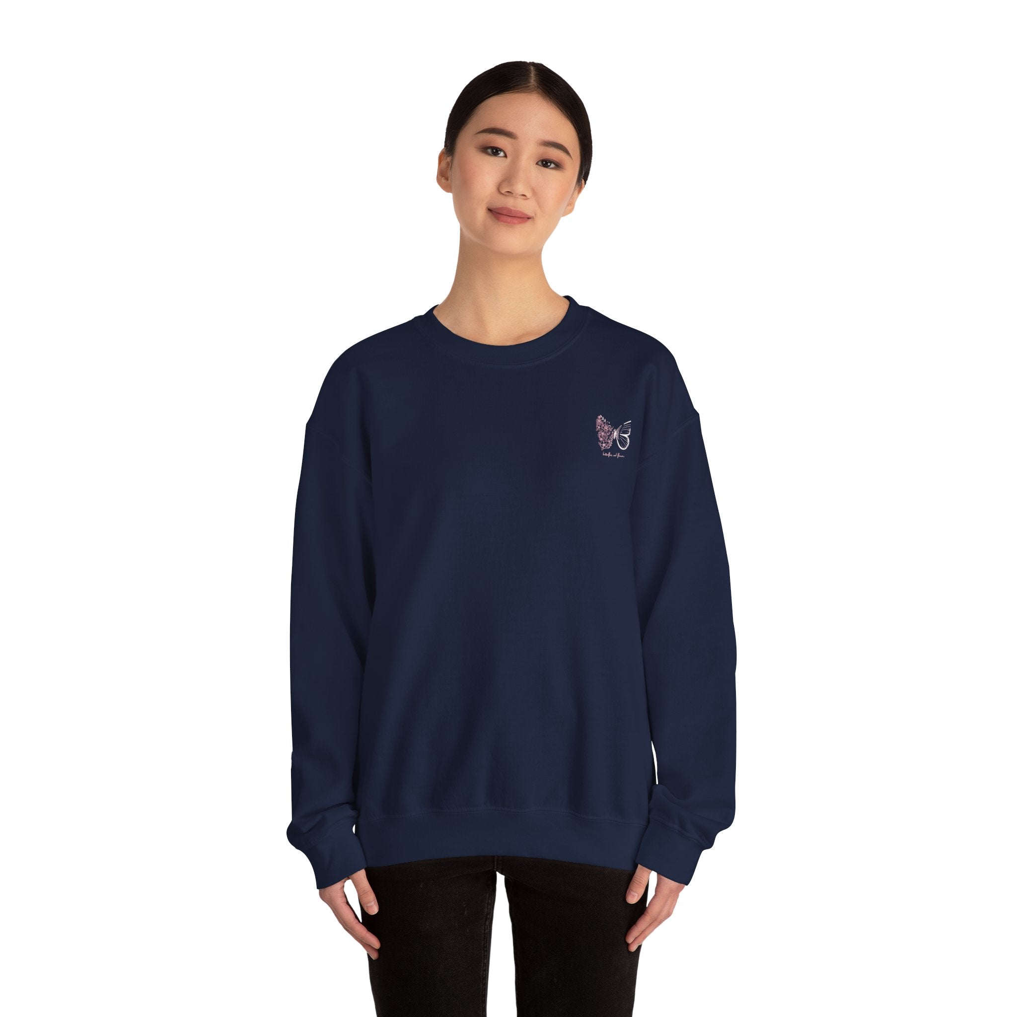 WOMEN Heavy Blend™ Crewneck Sweatshirt